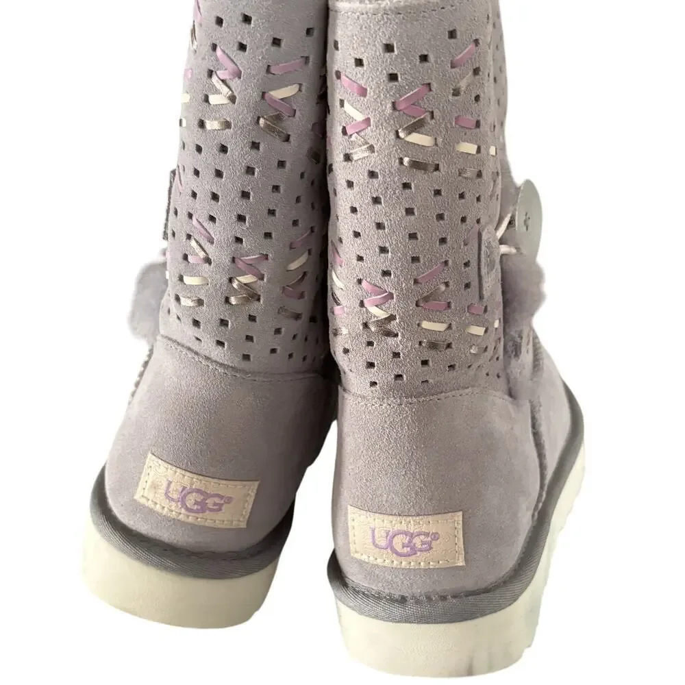 UGG Bailey Button Tehuano Pencil Lead Sheepskin Boots - Size 9